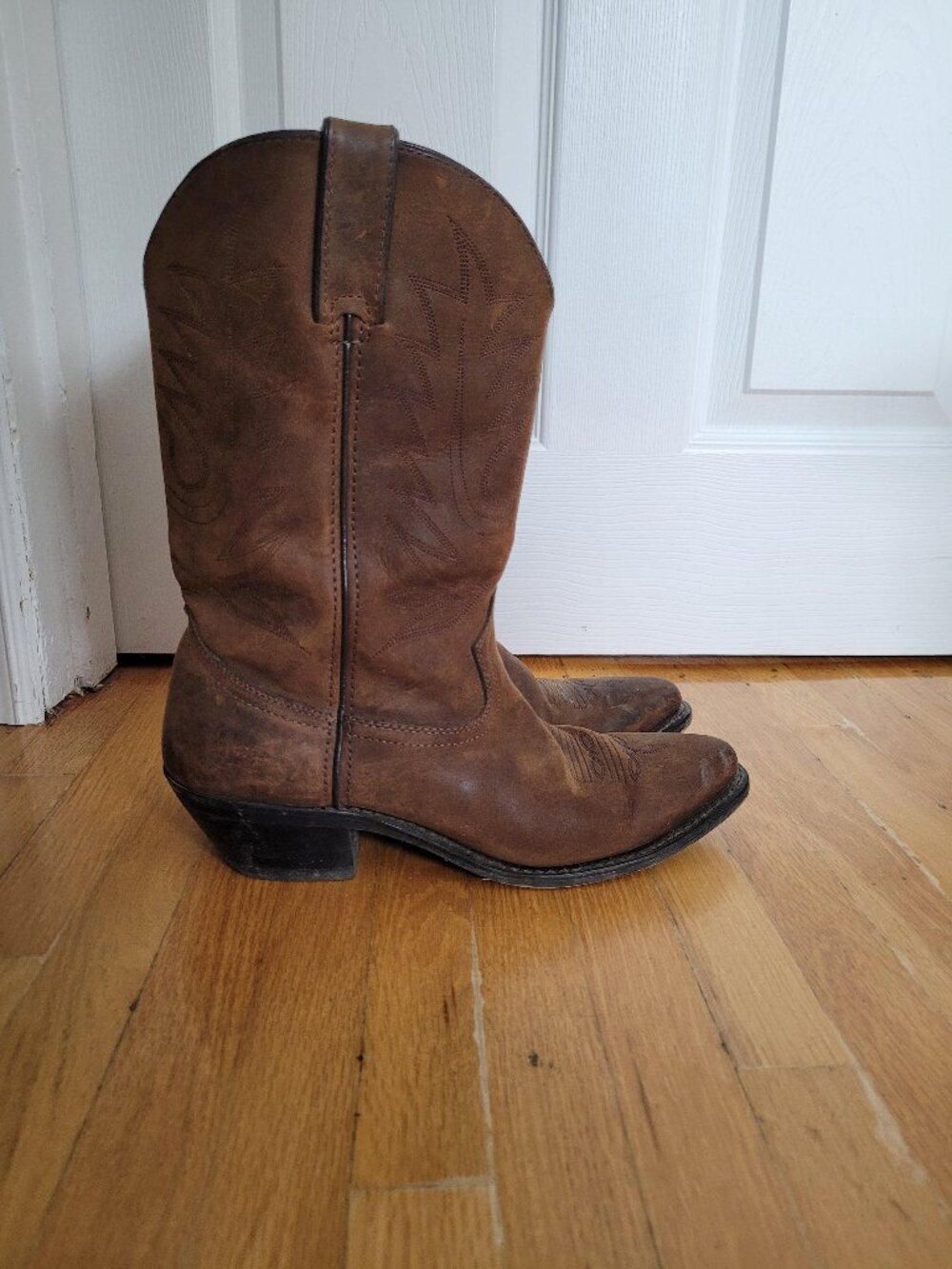 Authentic Cowboy boots brown